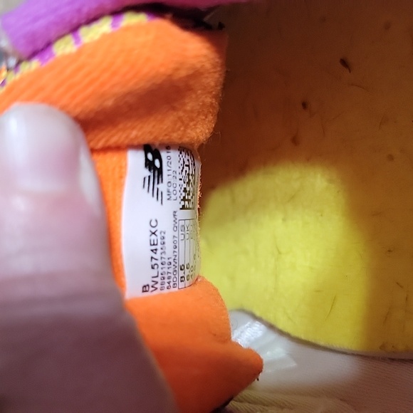 New Balance 574 - Picture 4 of 7